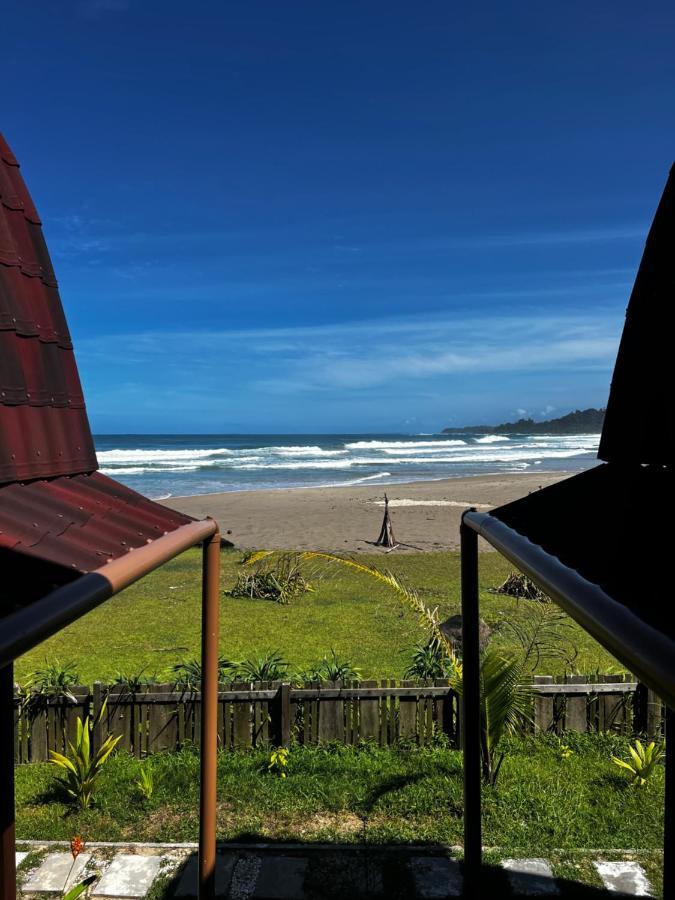 Momos Surf Shack Hotel Salul Exterior photo