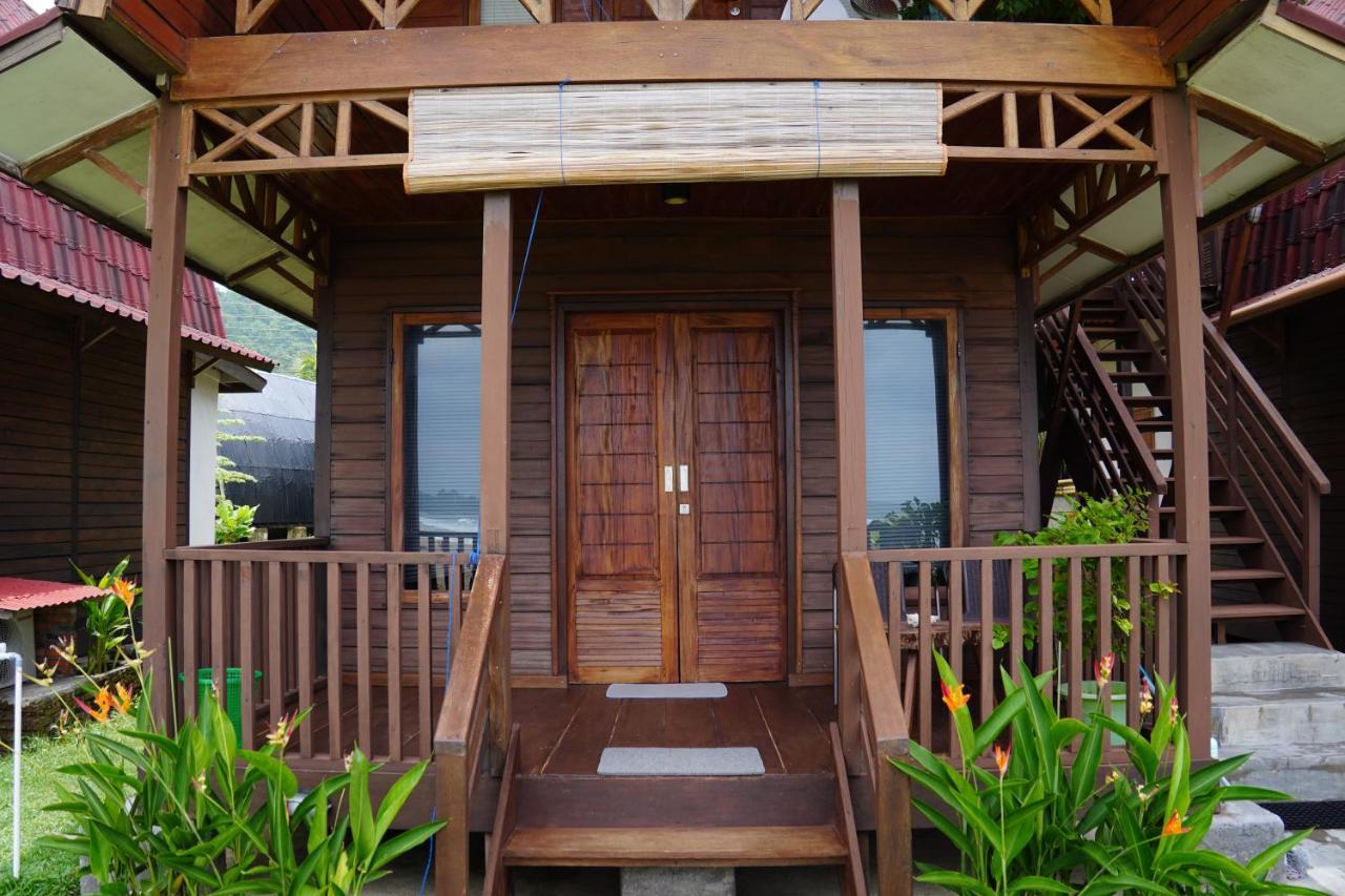 Momos Surf Shack Hotel Salul Exterior photo